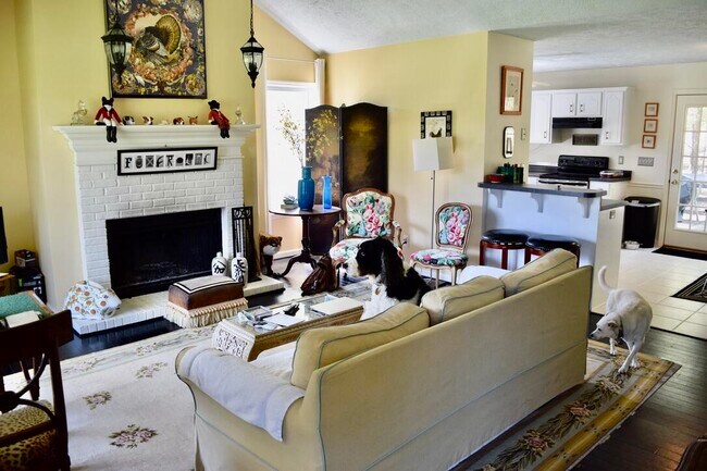 Building Photo - 1144 Sizemore Rd