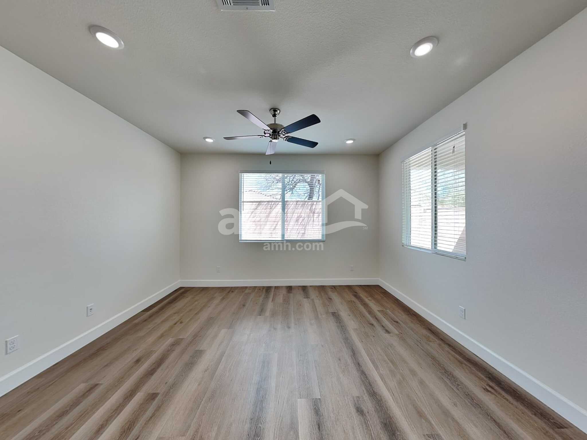 Building Photo - 13107 N Honest Endeavor Wy