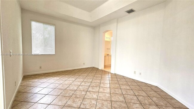 Building Photo - 686 Conservation Dr