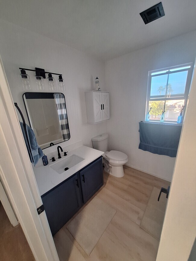 Building Photo - 7701 Donald Nelson Ave