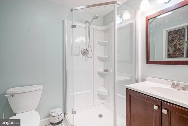 Building Photo - 308 Valley Run Dr