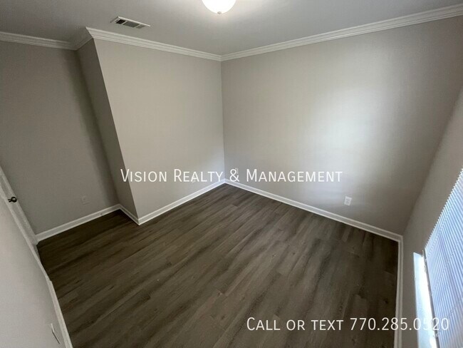 Building Photo - 1040 Thomasville Estates Dr SE
