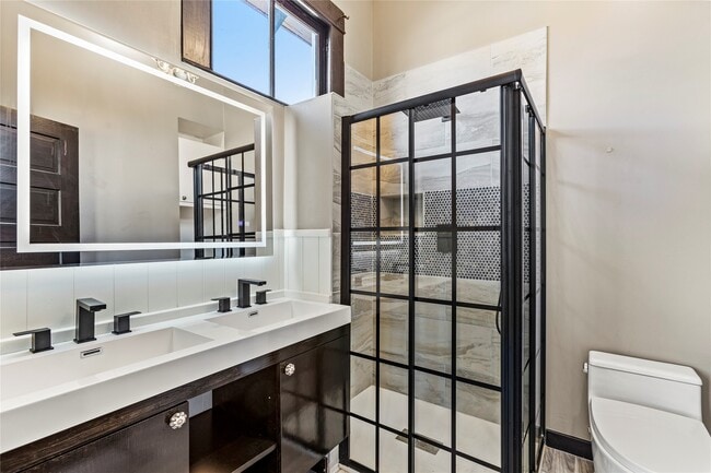 Building Photo - 3902 Bernardo De Galvez Ave