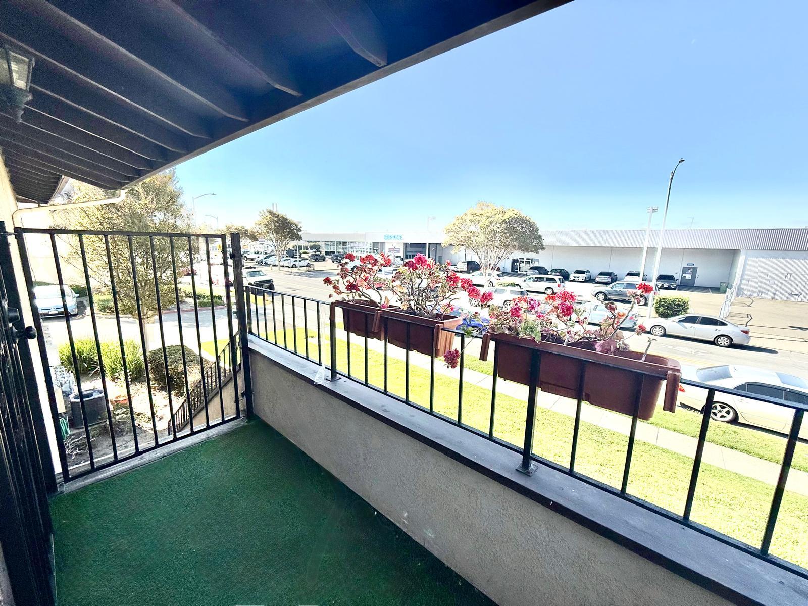 Building Photo - 36862 San Pedro Dr