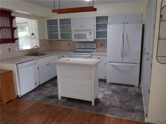 Building Photo - 3790 N Honeylocust Dr