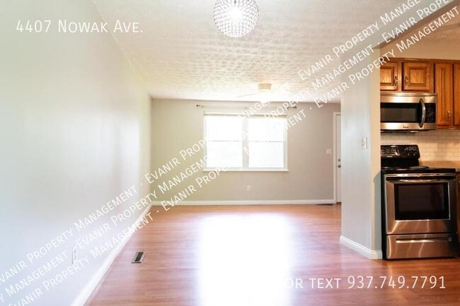 Building Photo - 4407 Nowak Ave