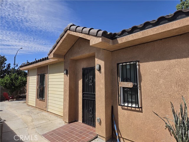 Building Photo - 13745 Vellanto Way