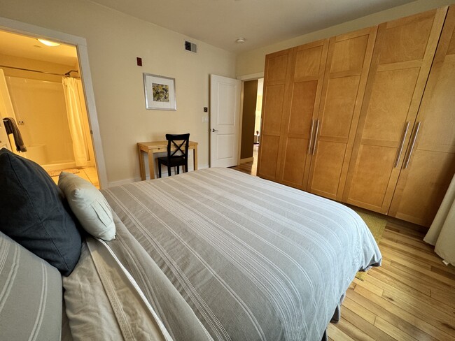 Building Photo - 277 Broadway