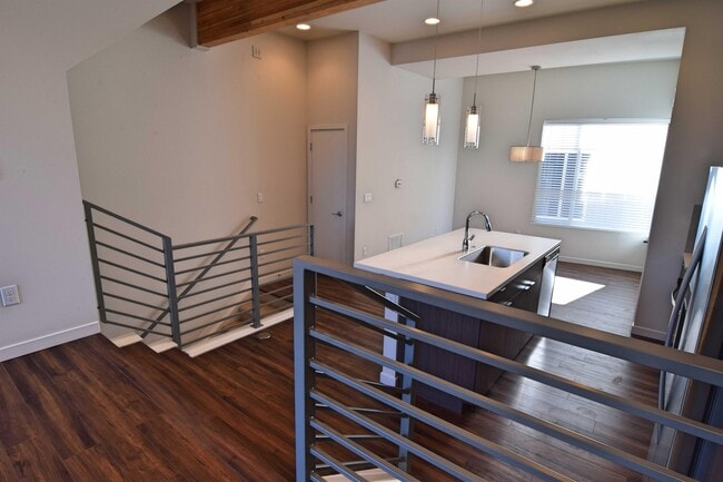 Building Photo - 1239 Tennyson St