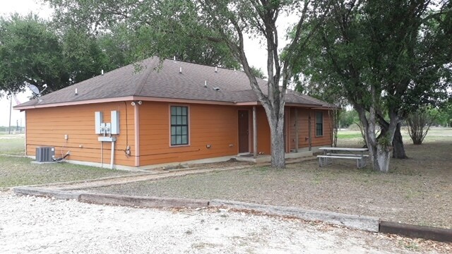 Building Photo - 2627 TX-72