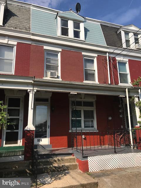 Primary Photo - 554 N Plum St