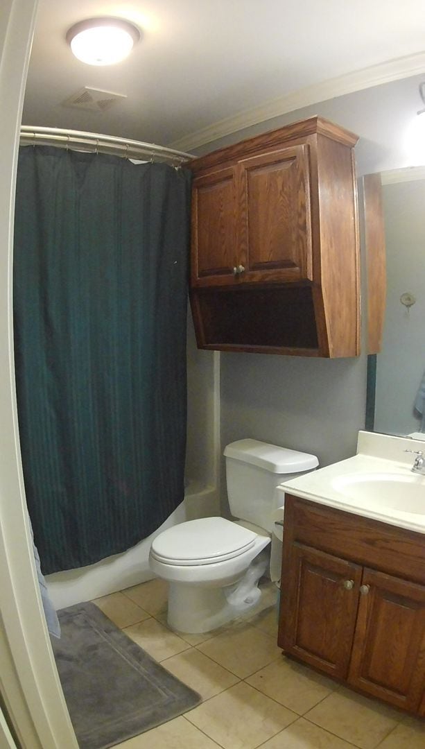 Building Photo - 708 Quiet Cove Cir
