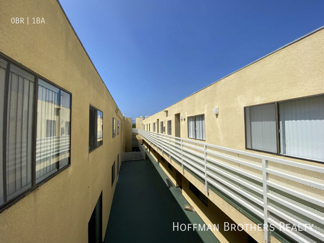 Building Photo - 2722 Abbot Kinney Blvd