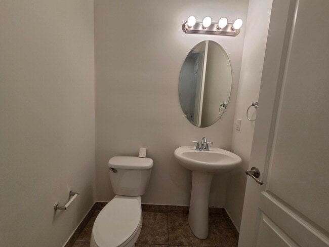 Building Photo - 4507 Mediterranean Cir