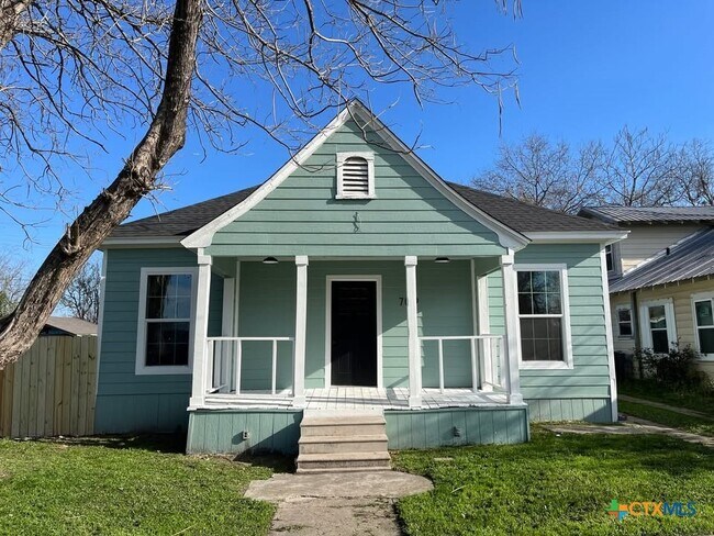 Primary Photo - 709 S 13th St