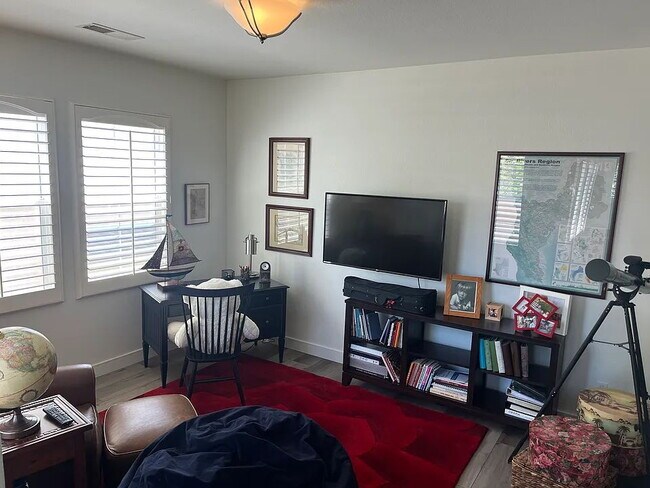 Building Photo - NO MIN CREDIT SCORE REQUIRED, BK OKAY, PAST EVICTION OKAY!, BACKGROUND FRIENDLY. Apply at "The Re...