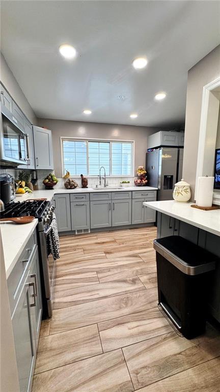 Building Photo - 1463 E 103rd St