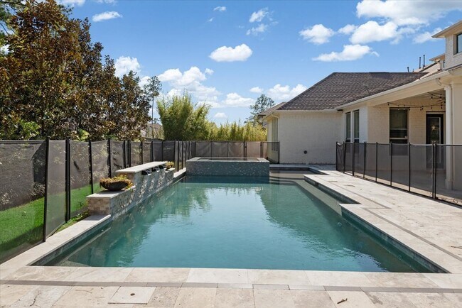 Building Photo - 155 Rockwell Park Blvd