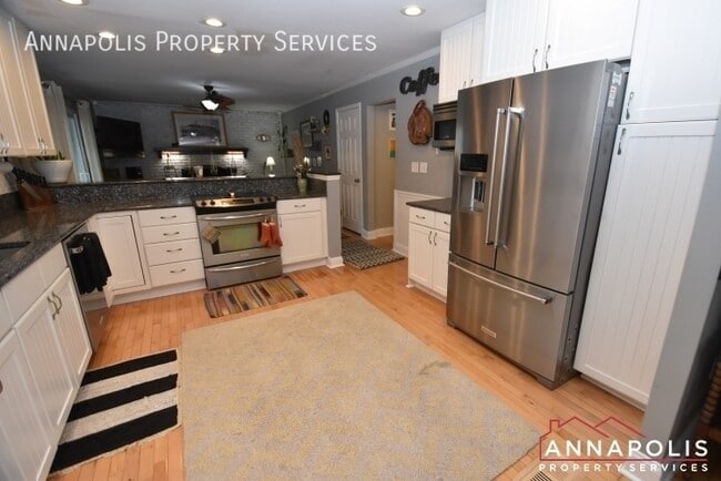 Building Photo - 449 Alfreton Ct