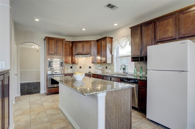 Building Photo - 13419 Sunset Bay Ln