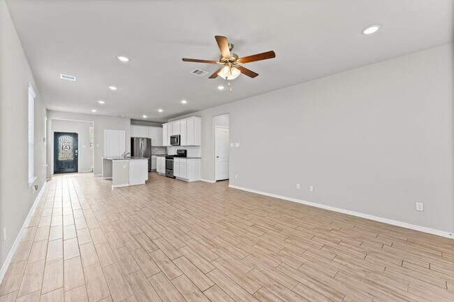 Building Photo - 10818 Catclaw Ct