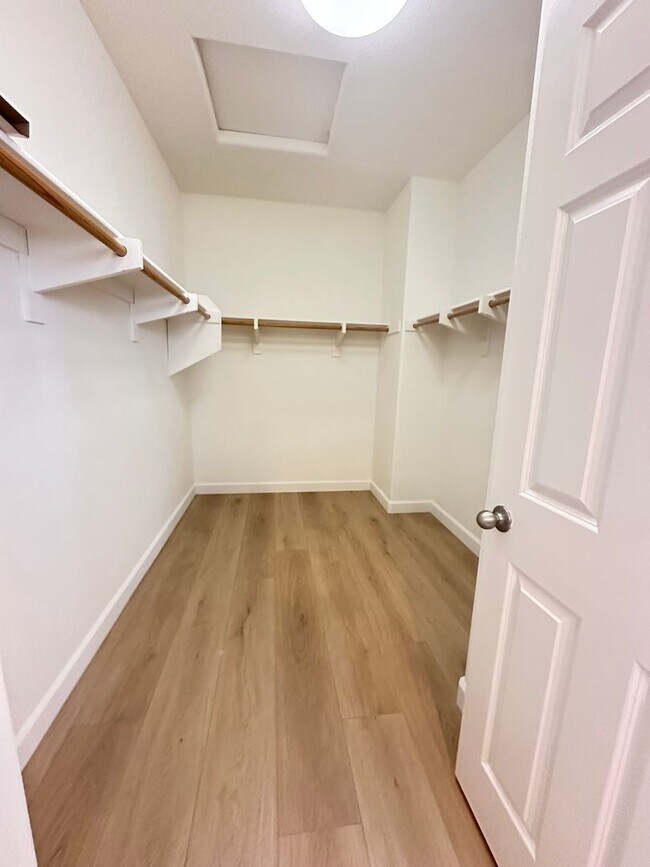 Building Photo - Beautiful Pavilion Park Home for Rent