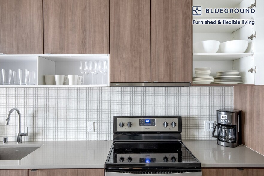 Building Photo - 120 Broadway-SI FL5-ID542