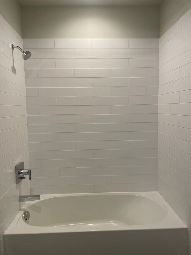 Building Photo - Roomy, 612 Square Foot, 1-Bedroom Home wit...