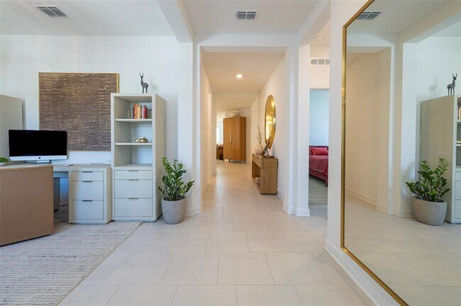 Building Photo - 4507 Hillingdam Rd