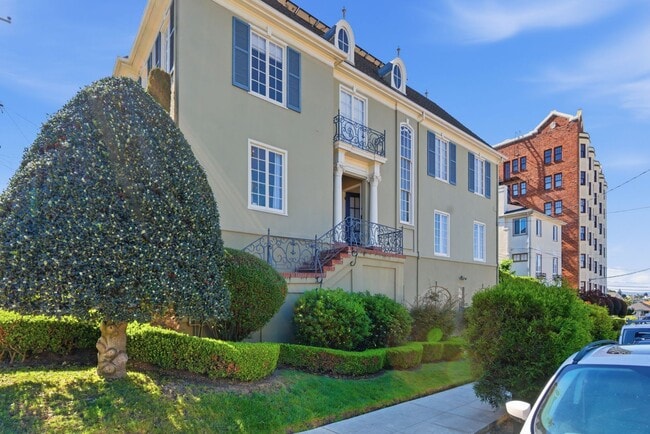 Building Photo - 501-503 Mandana Blvd