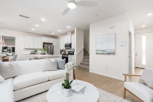 Building Photo - BRAND NEW 3/2.5 WIlson Home near Clovis South