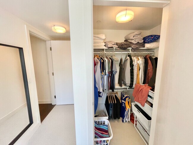 Building Photo - Luxurious Condo at Madrone w/Bay, City Views, Balcony, Pool, Parking, Storage -FULLY FURNISHED OP...