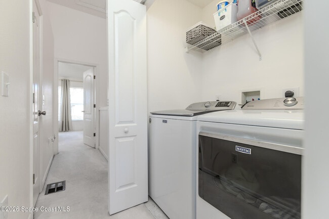 Building Photo - 1390 Hampton Park Ln