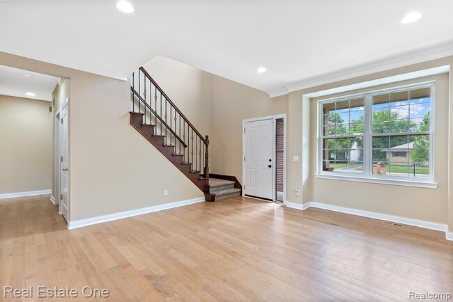 Building Photo - 68 Biltmore Blvd