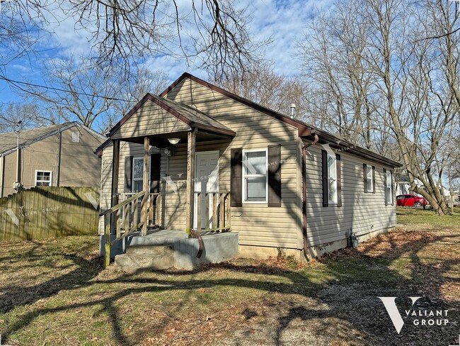 Primary Photo - Charming Bungalow-Style Two-Bedroom, One-B...