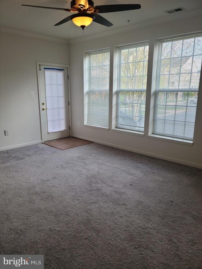 Building Photo - Two Bedroom Condo in Ballenger Creek!