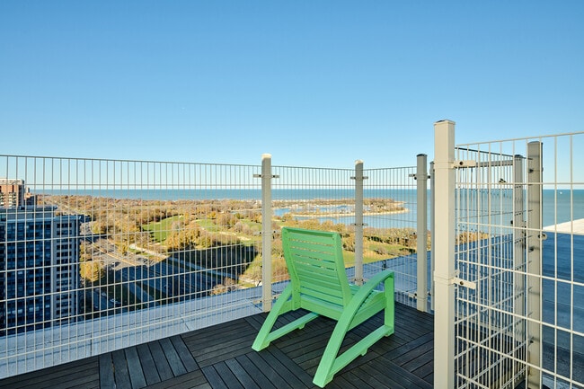 Building Photo - 3950 N Lake Shore Dr