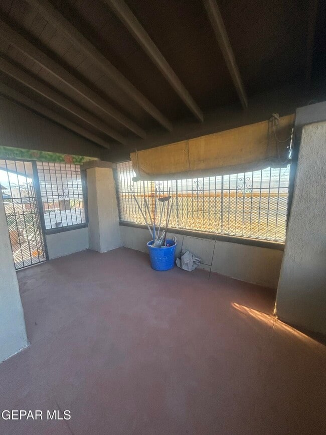 Building Photo - 1546 Upson Dr