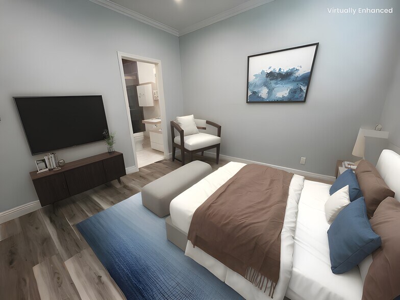 staged photo main bedroom - 7431 Warren Cir
