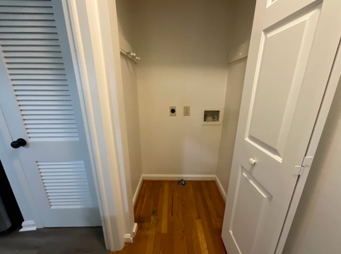 Building Photo - 911 Lindbergh Drive NE