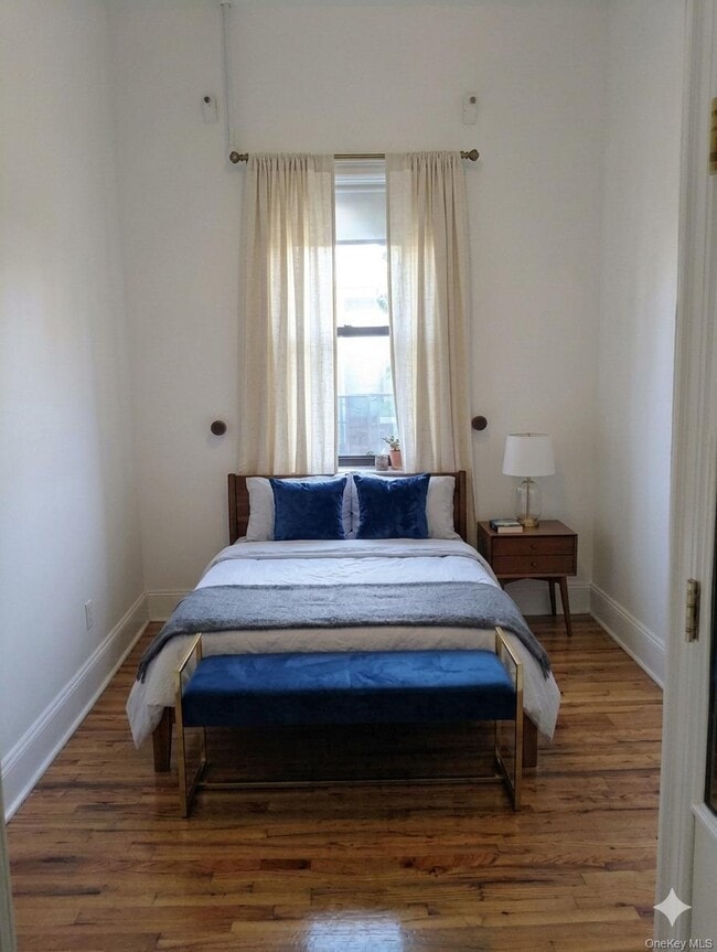 Building Photo - 143 W 119th St