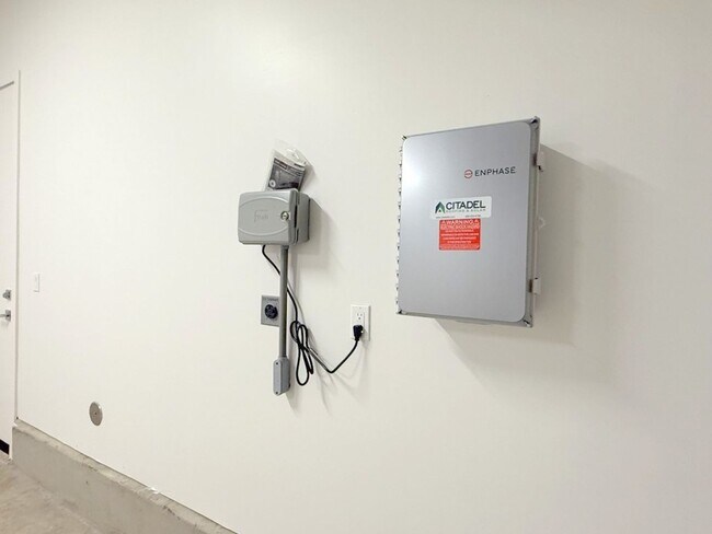 Building Photo - Newly Built ! Be The First To Live Here ! Modern Detached Home In New City Village !