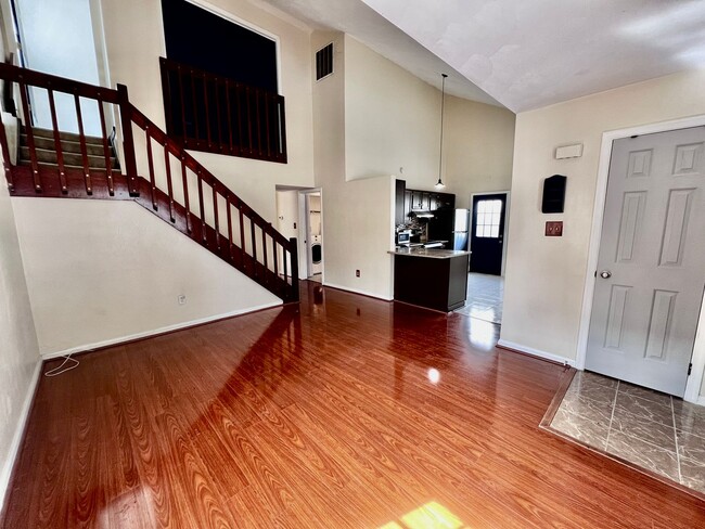 Building Photo - Beautiful 4 bedroom home in Salem