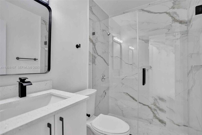 Building Photo - 1960 SW 68th Way