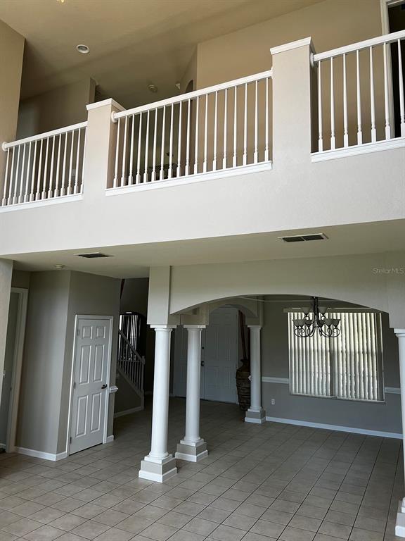 Building Photo - 2706 Bartlet Dr