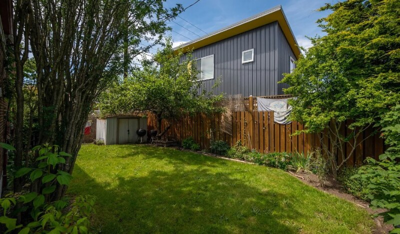 Building Photo - 5004 8th Ave NW