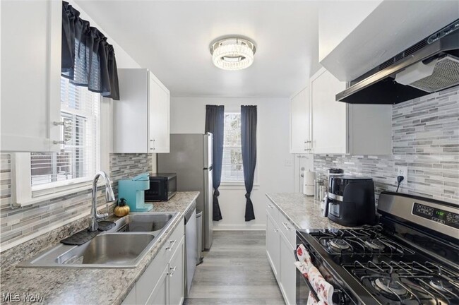 Building Photo - 5246 Philip Ave