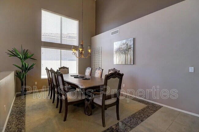 Building Photo - 13412 W Annika Dr