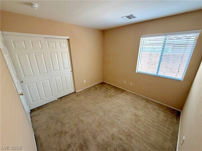 Building Photo - 1420 Dream Bridge Dr