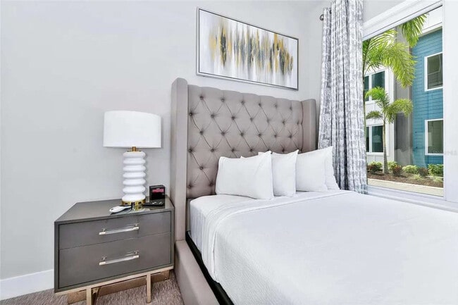 Building Photo - 7740 Sandy Ridge Dr